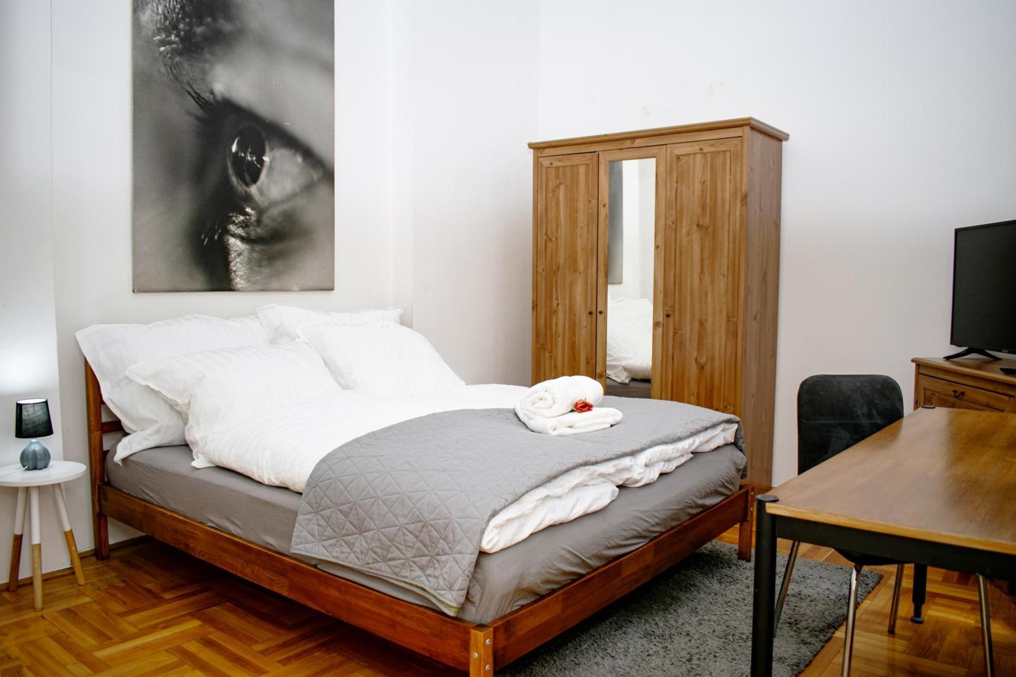 Heart Of The City, Entire Very Big Apartment Budapest Eksteriør billede