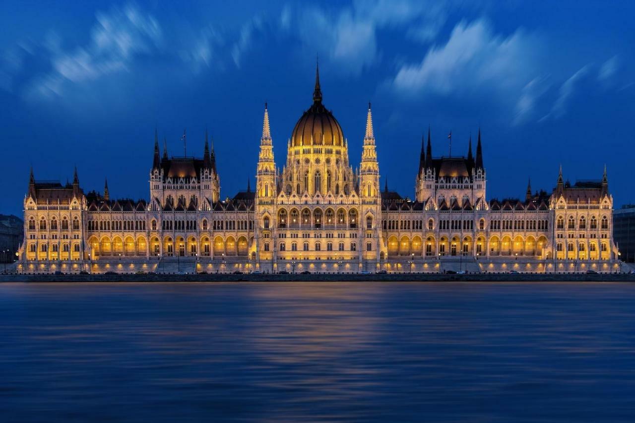 Heart Of The City, Entire Very Big Apartment Budapest Eksteriør billede
