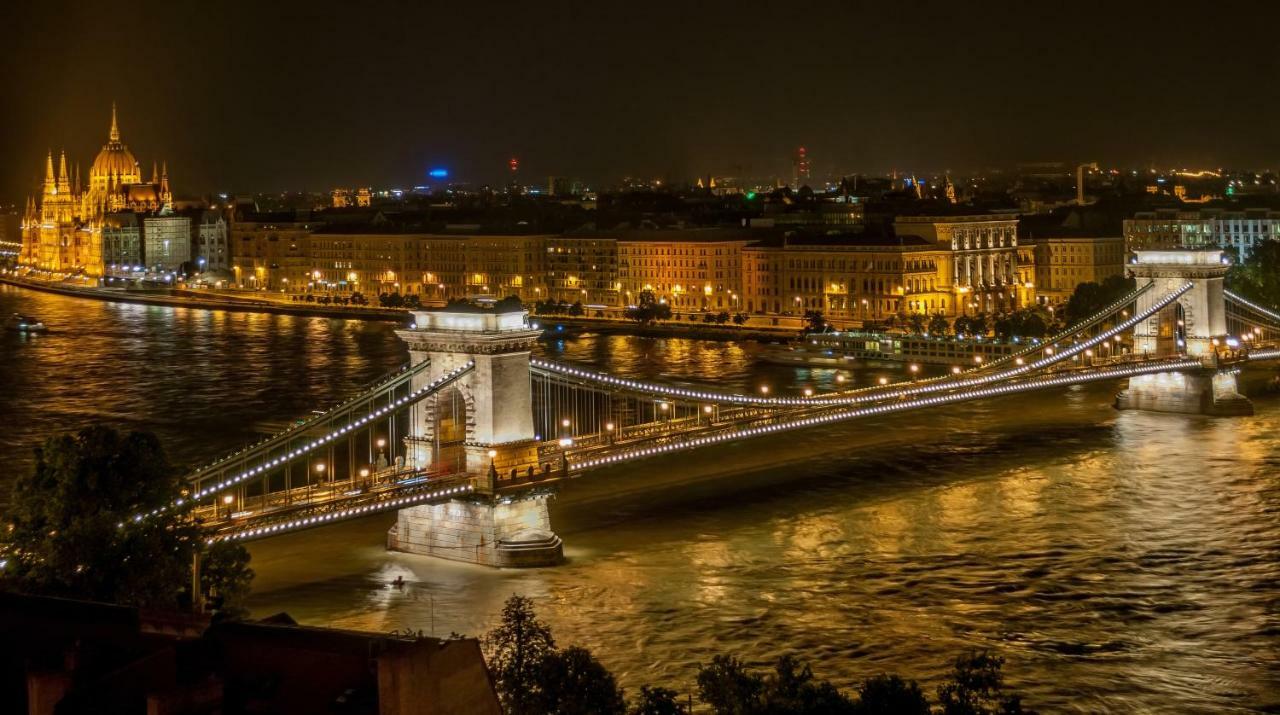 Heart Of The City, Entire Very Big Apartment Budapest Eksteriør billede